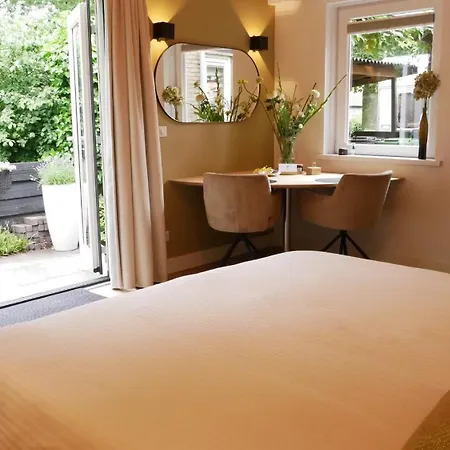 Bed and Breakfast Natuurlijk 3*
